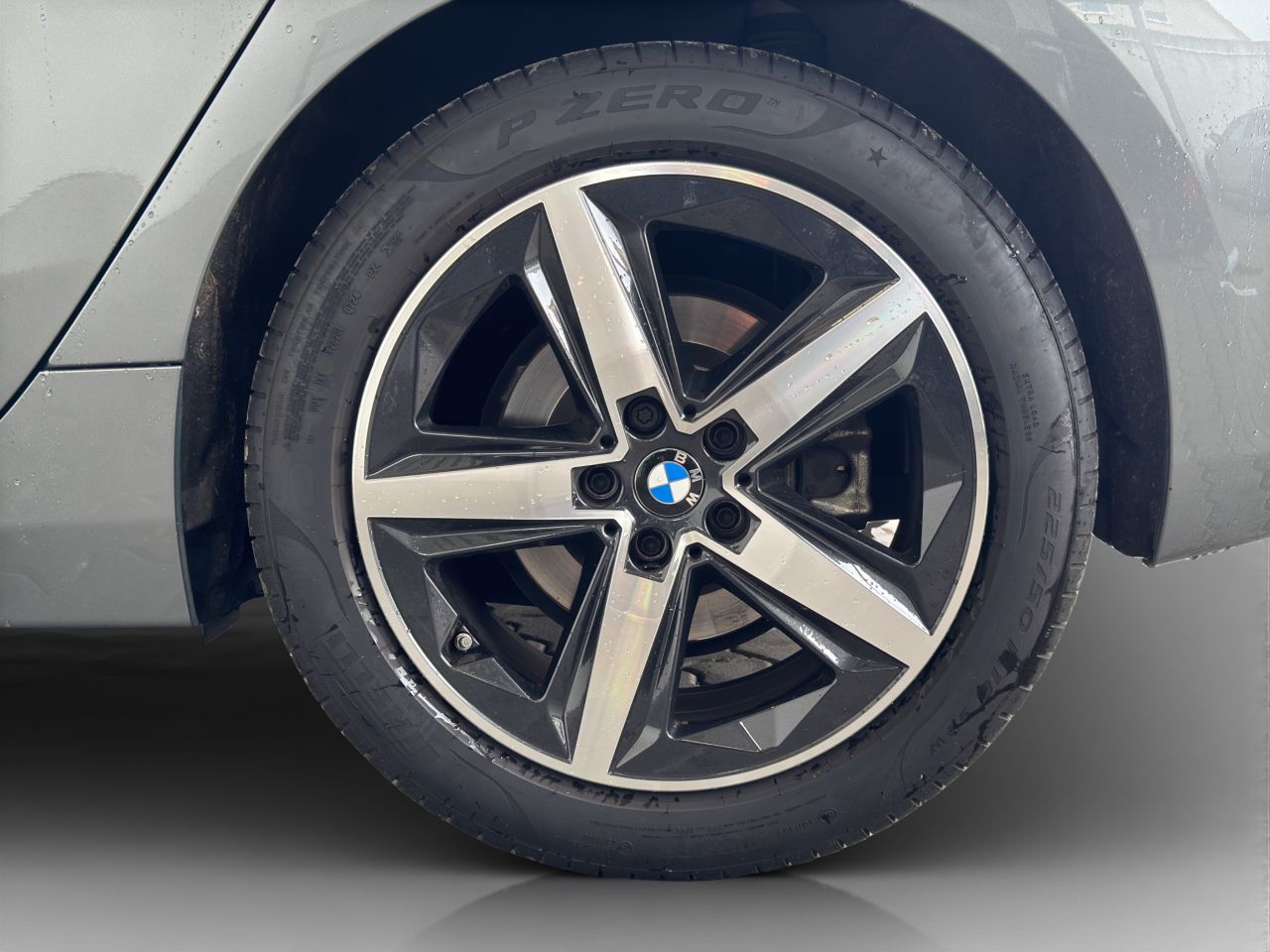 BMW 218