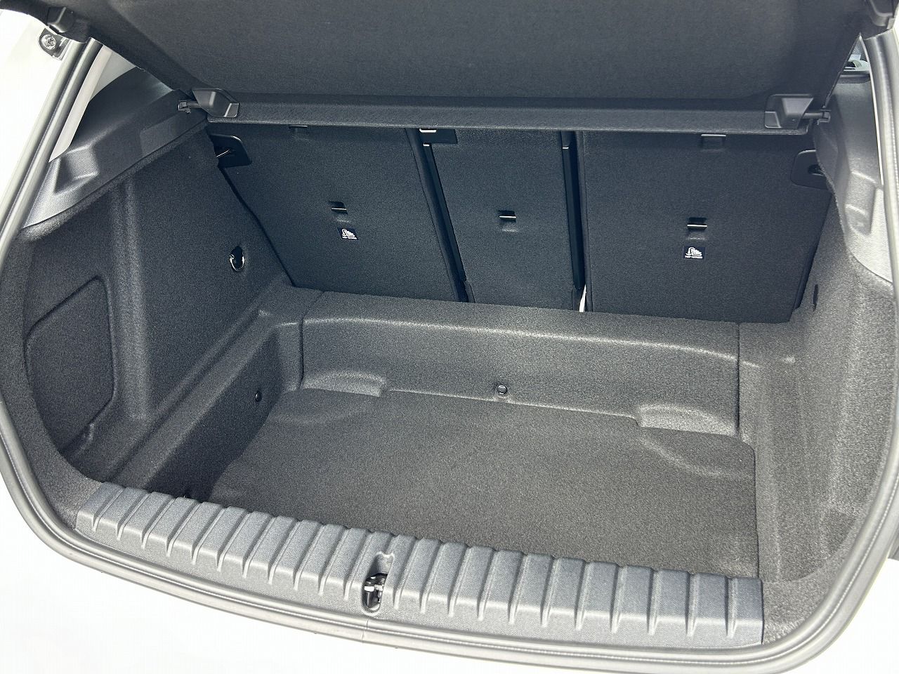 F40 118d Sports Hatch 5-door B47 2.0d