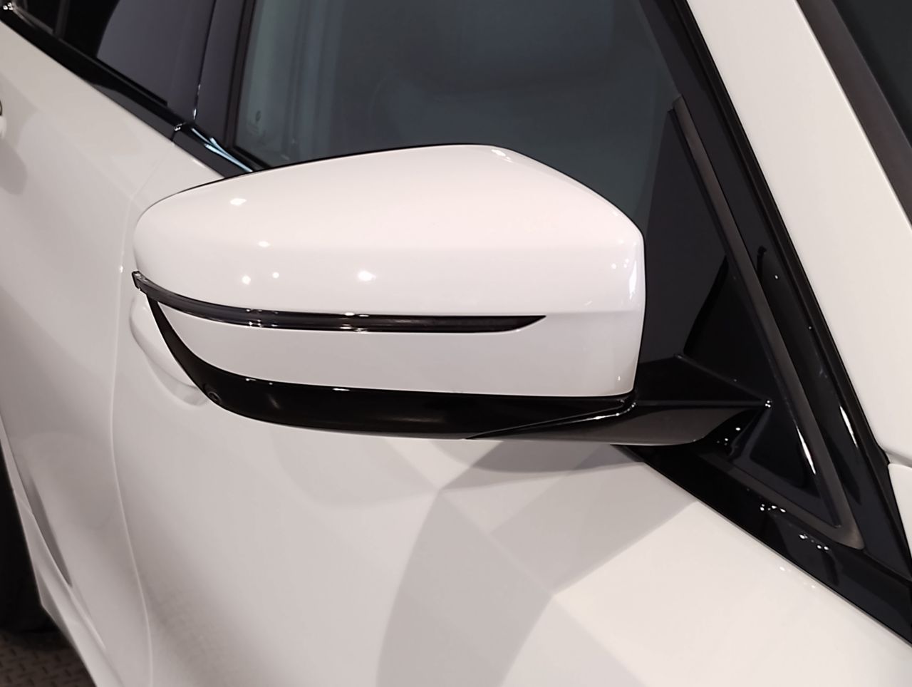 G20 320i Saloon LCI RHD MX