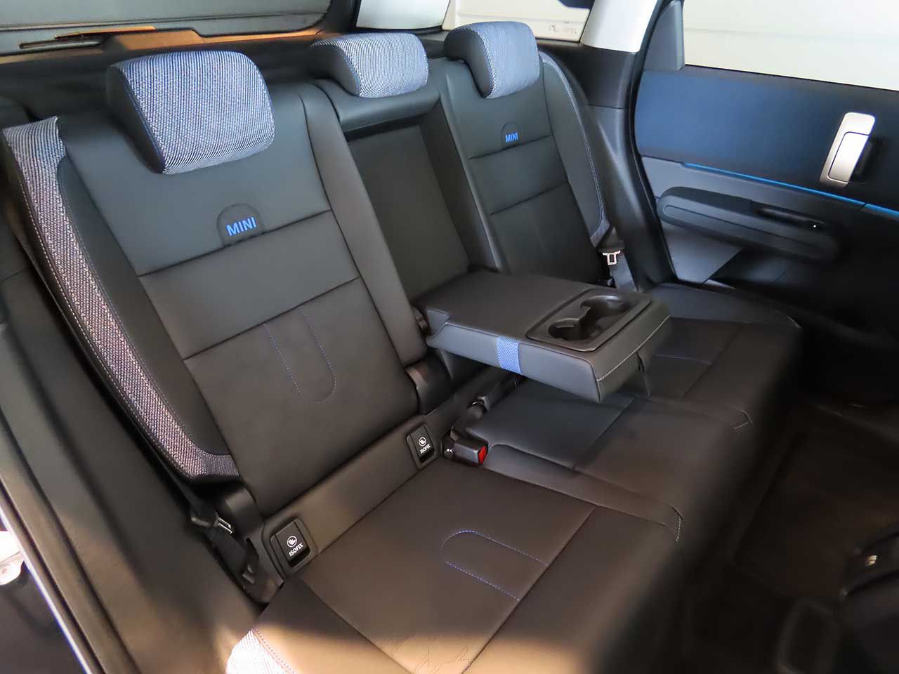 U25 MINI Countryman SE ALL4