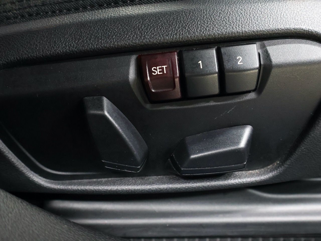 F40 118d Sports Hatch 5-door B47 2.0d