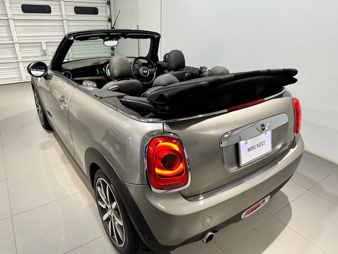 MINI CONVERTIBLE COOPER