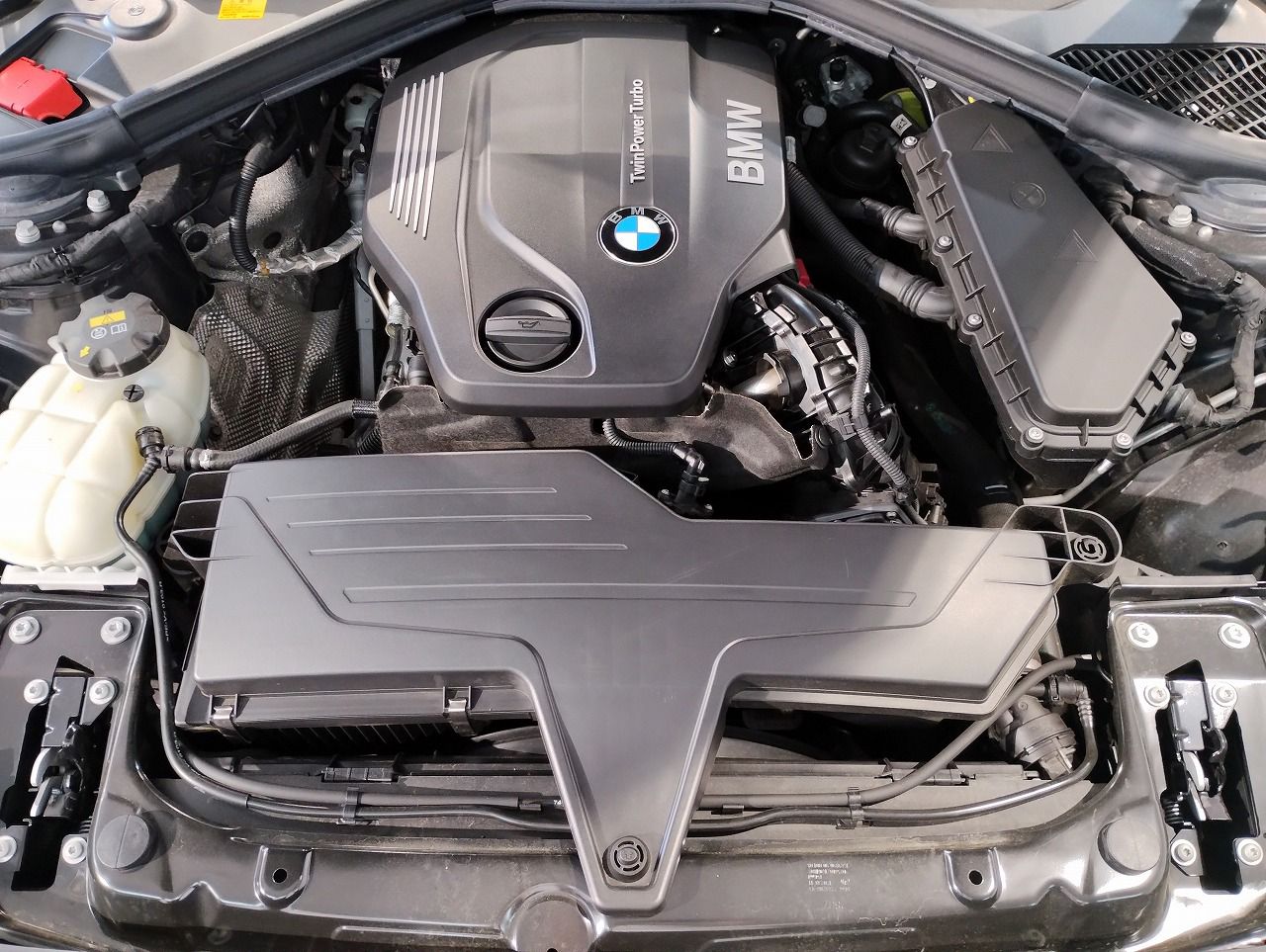 118D 5DOOR RHD