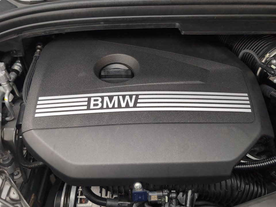 BMW 216