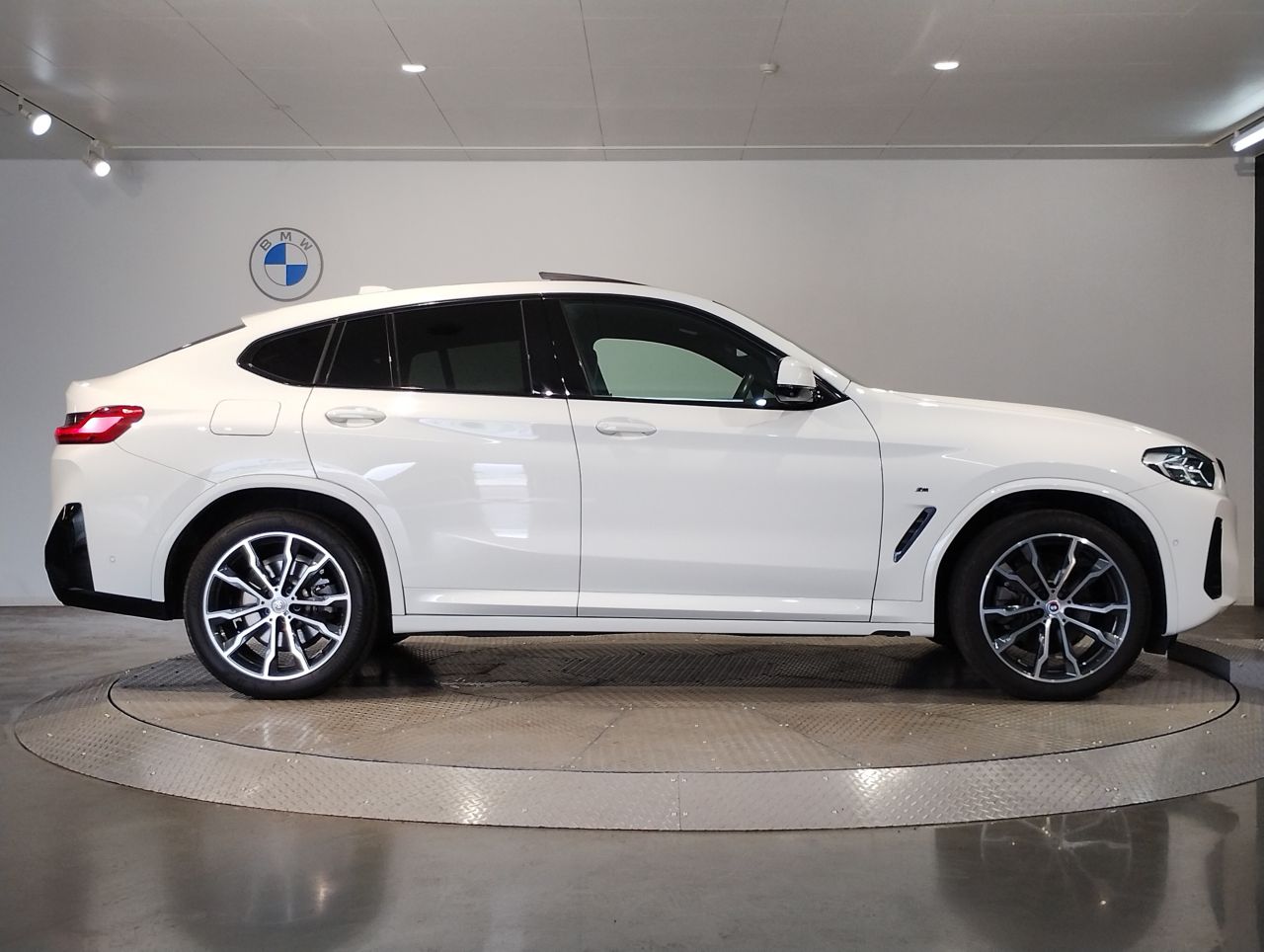 X4 xDrive20d RHD