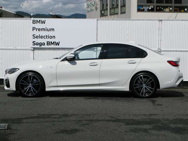 G20 320d xDrive RHD Saloon