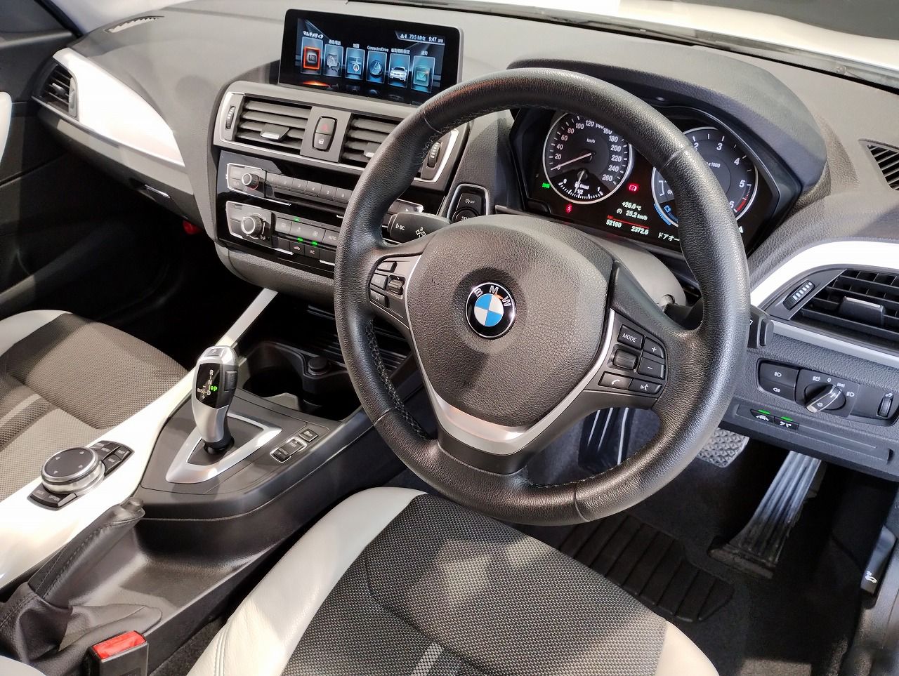 118D 5DOOR RHD
