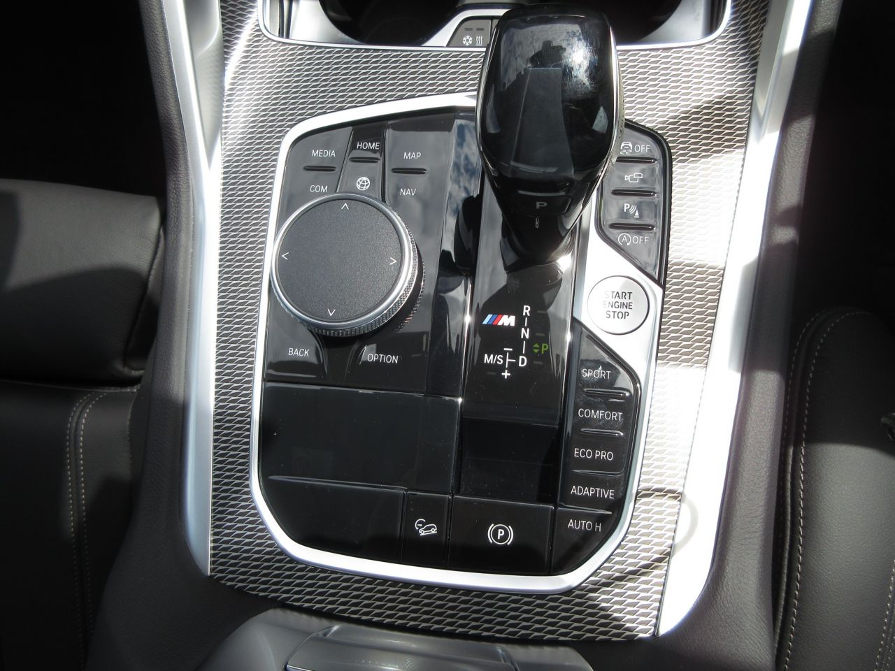 X* M50i RHD