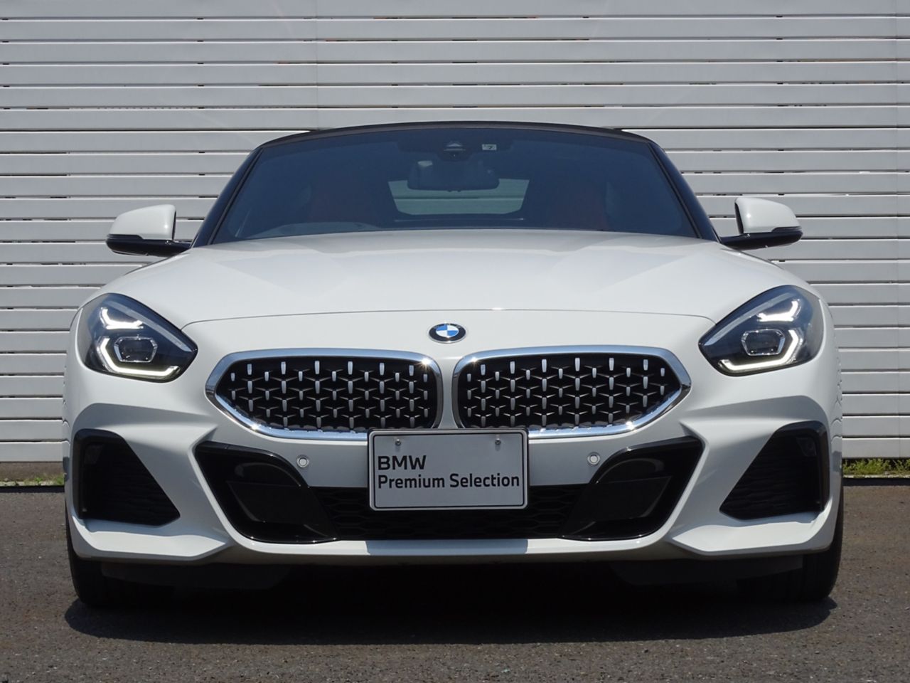 G29 z4 sDrive20i RHD