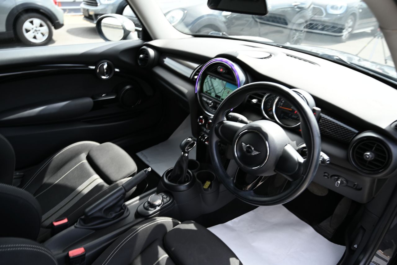 F56 MINI COOPER S