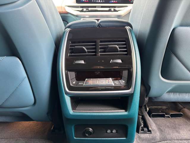 XM RHD