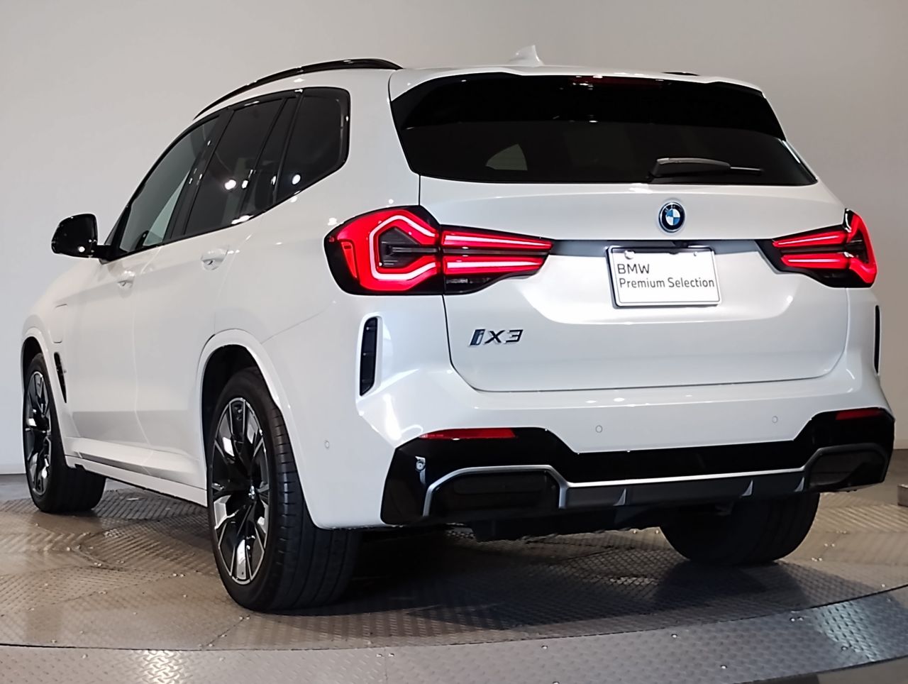 G08 iX3 BEV RHD