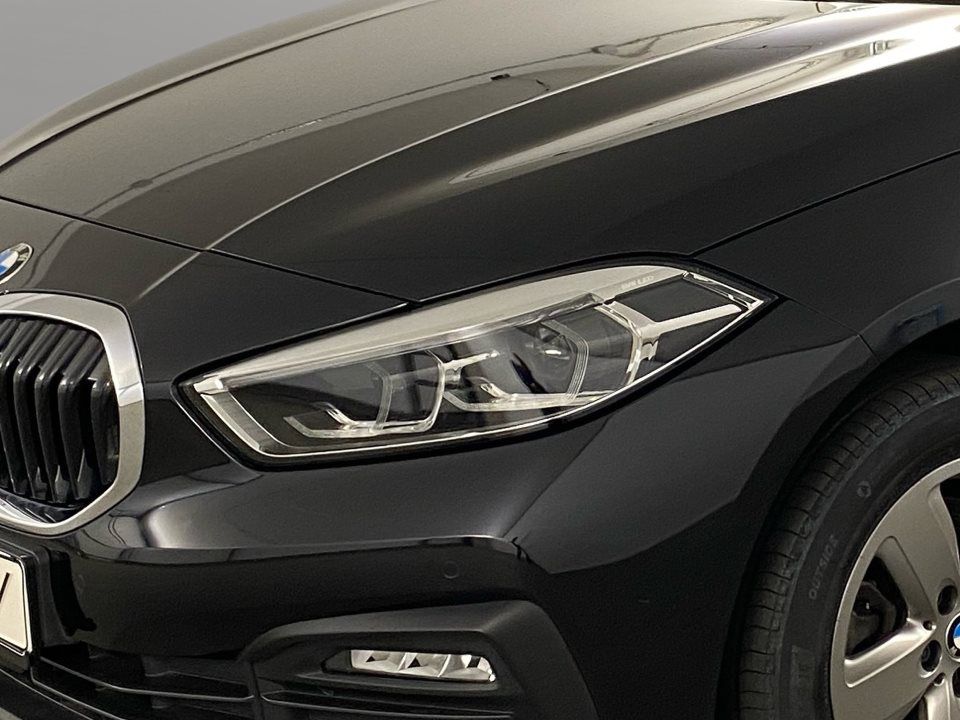BMW 118