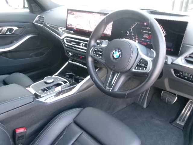 318i Touring RHD