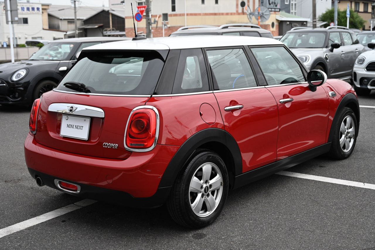 F55 COOPER