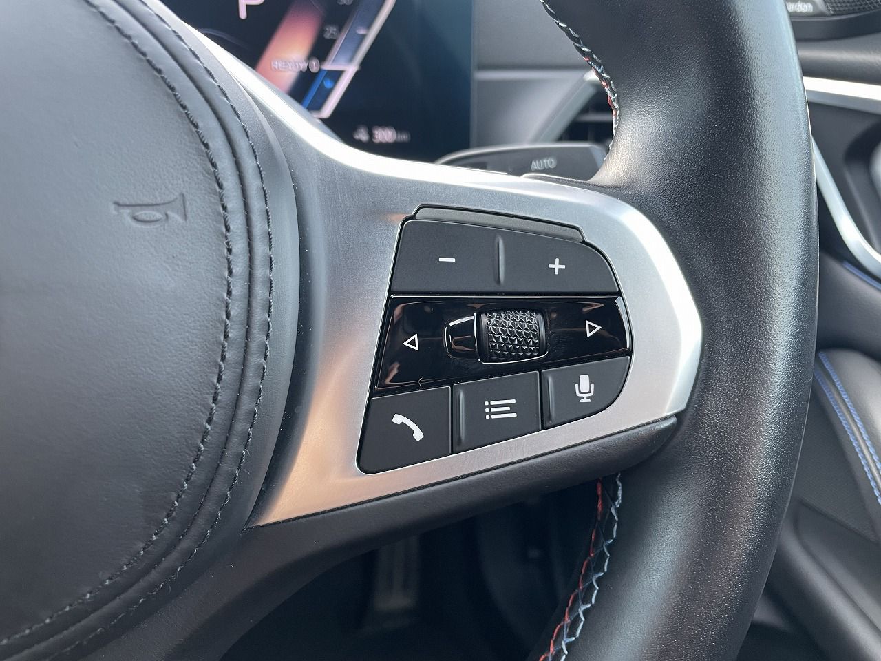 G26 i4 M50 RHD