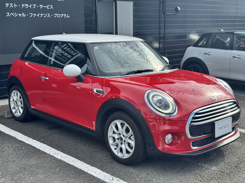 F56 COOPER D (AT)