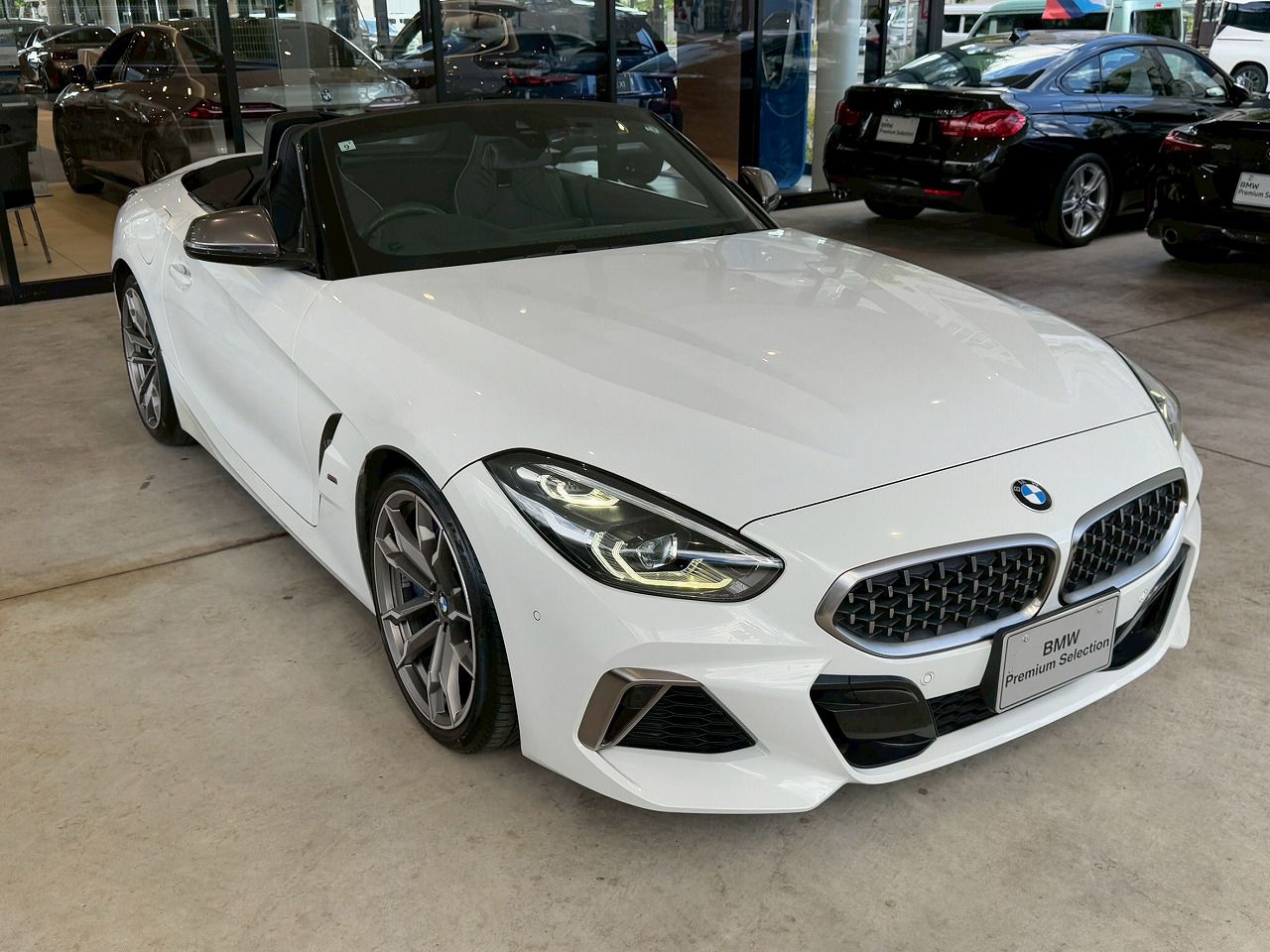 G29 Z4 M40i RHD