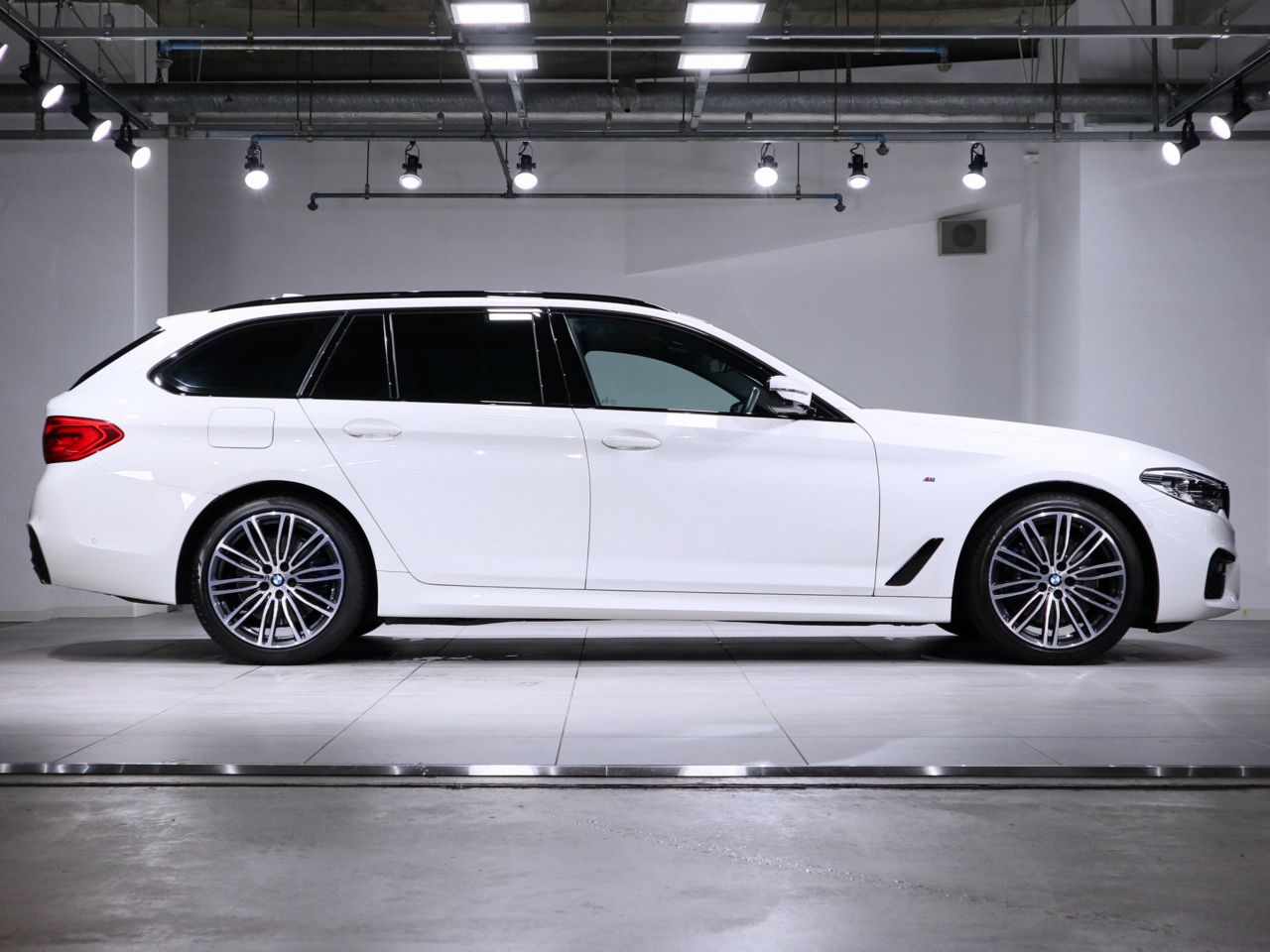 G31 530i SE Touring B48 2.0i