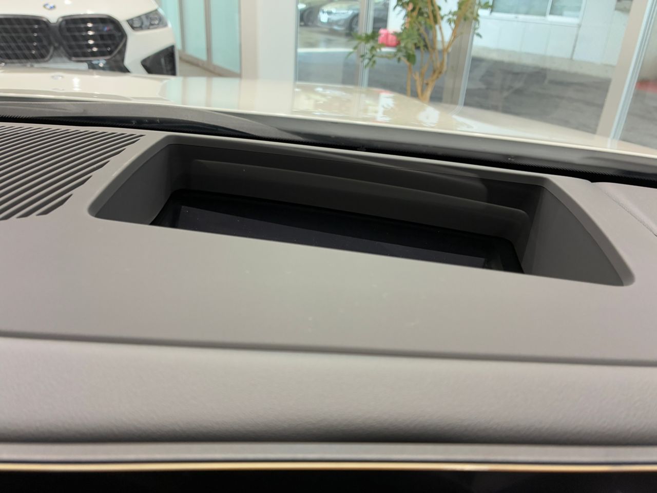 BMW i5 eDrive40 M Sport RHD