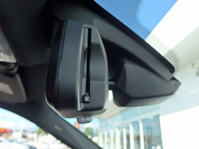 X1 sDrive18i RHD