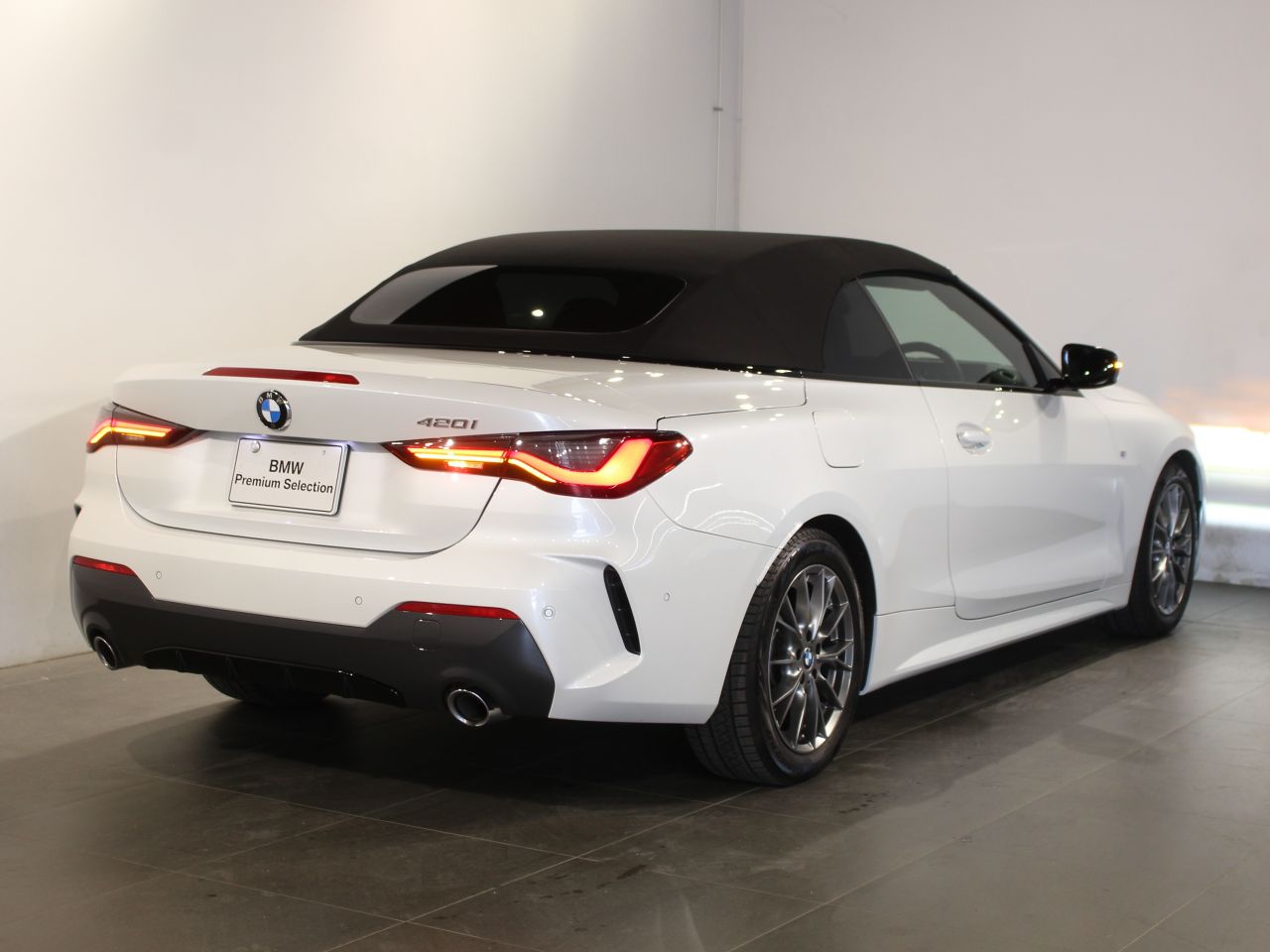 G23 420i Convertible RHD