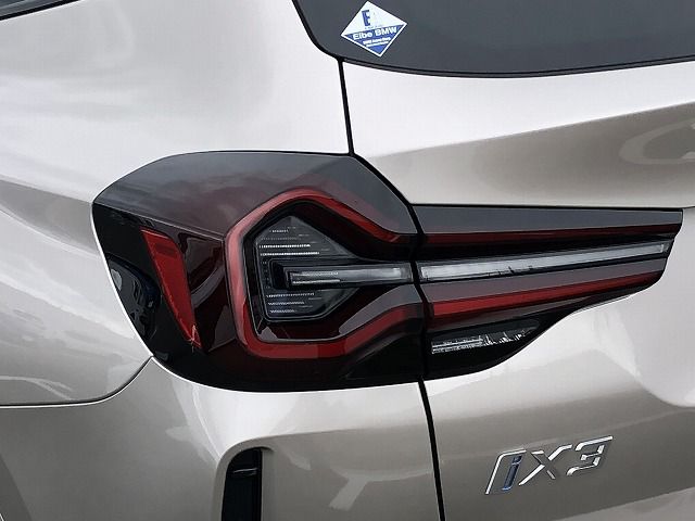 G08 iX3 BEV RHD