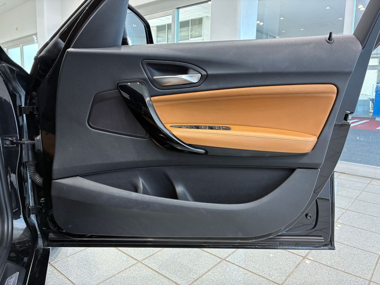 118D 5DOOR RHD