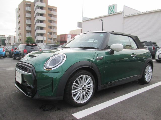 MINI Cooper S Convertible RHD