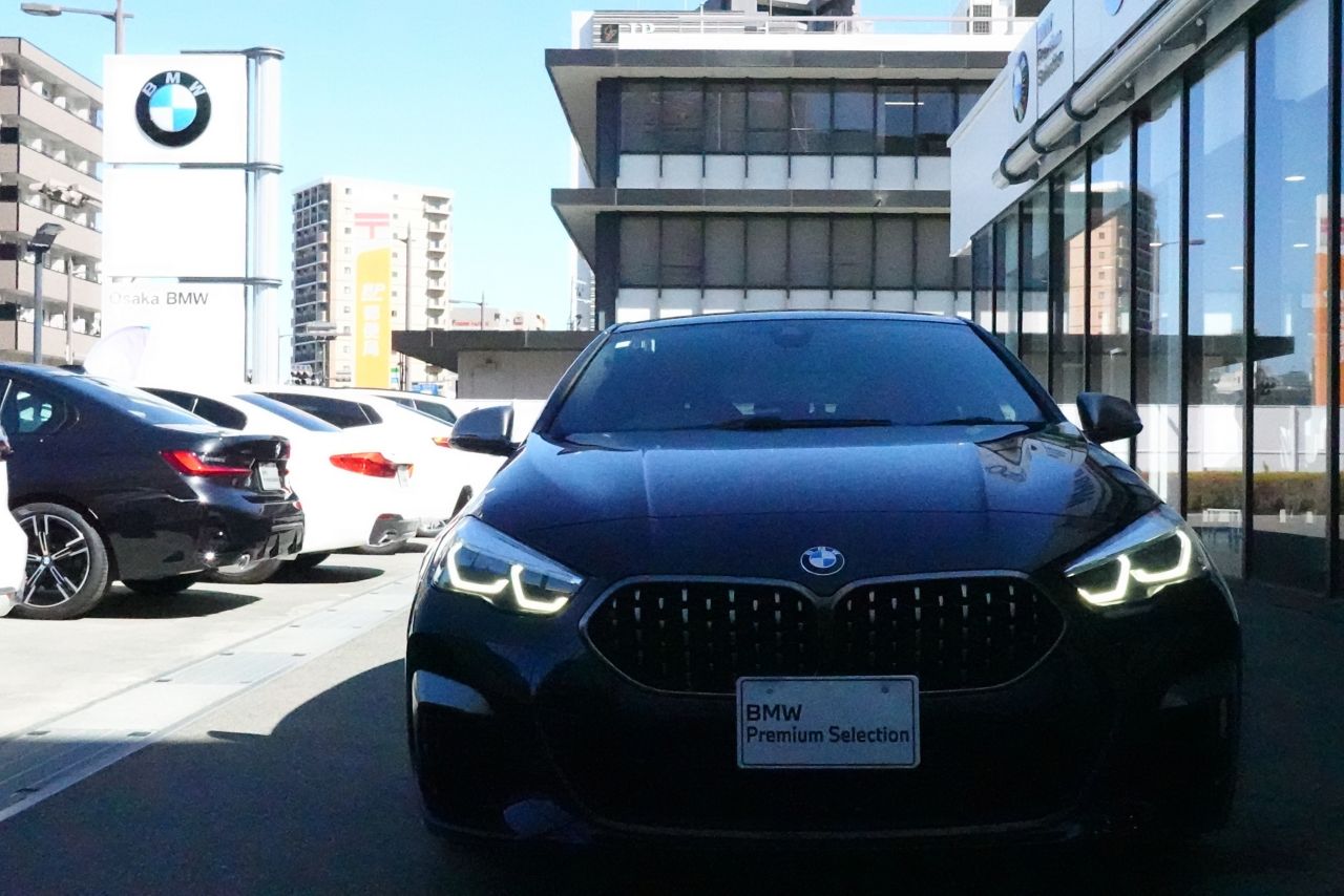 F4* **35i xDrive **** ***** B48 2.0i