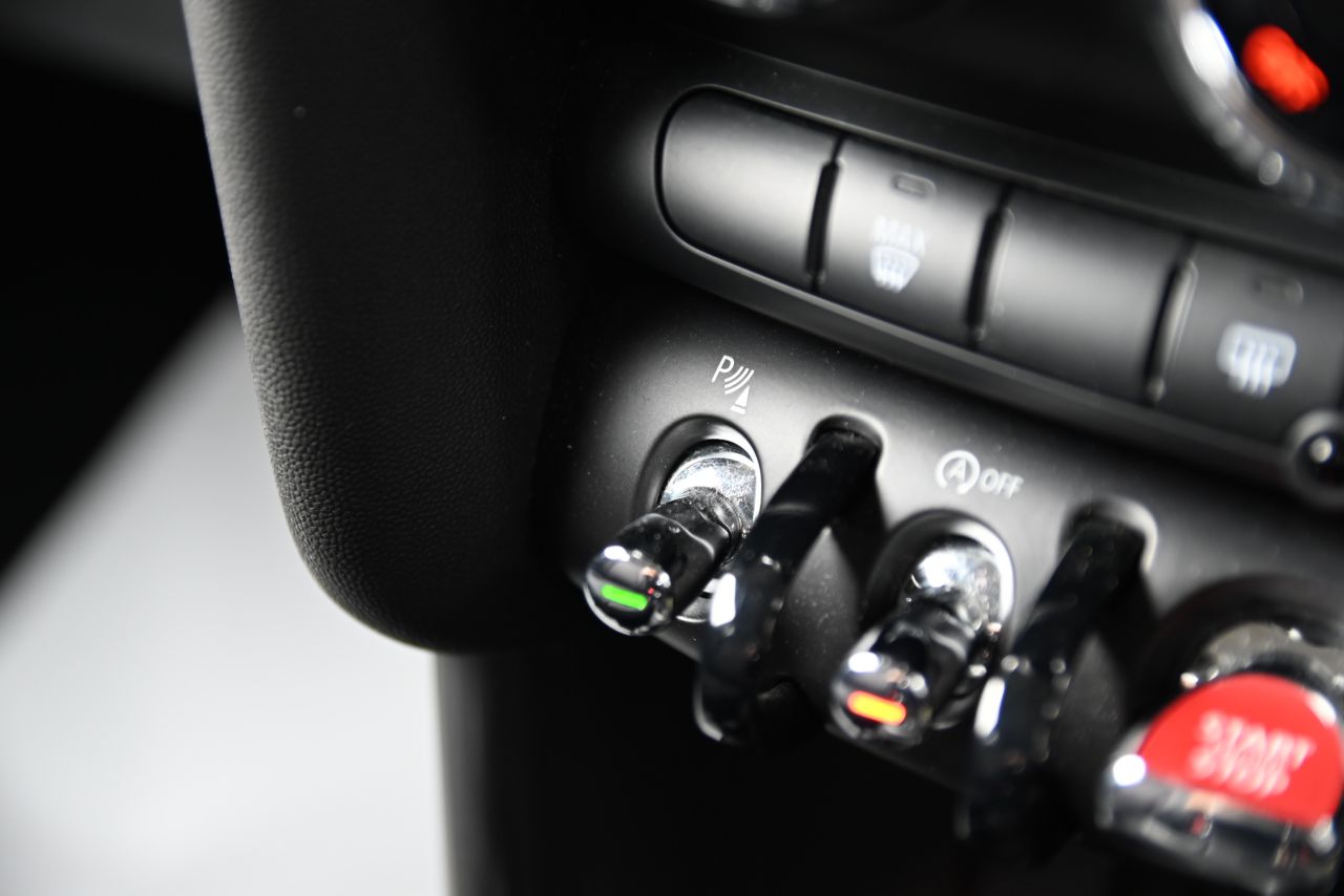 F55 MINI Cooper 5-Door Hatch LCI