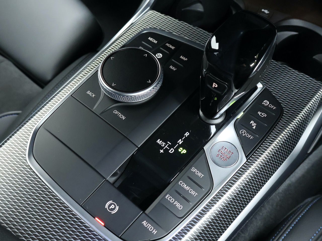 G21 320i RHD