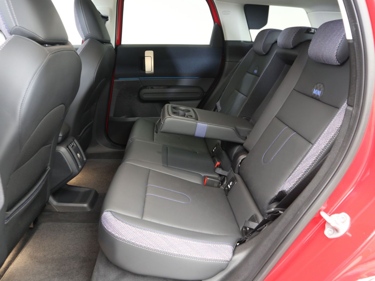 U25 MINI Countryman SE ALL4