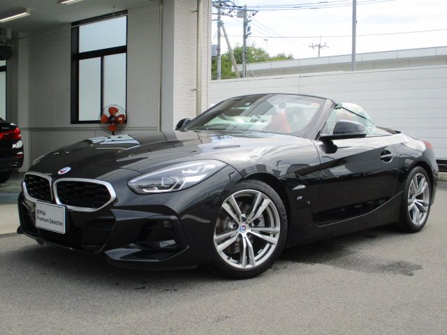 G29 z4 sDrive20i RHD