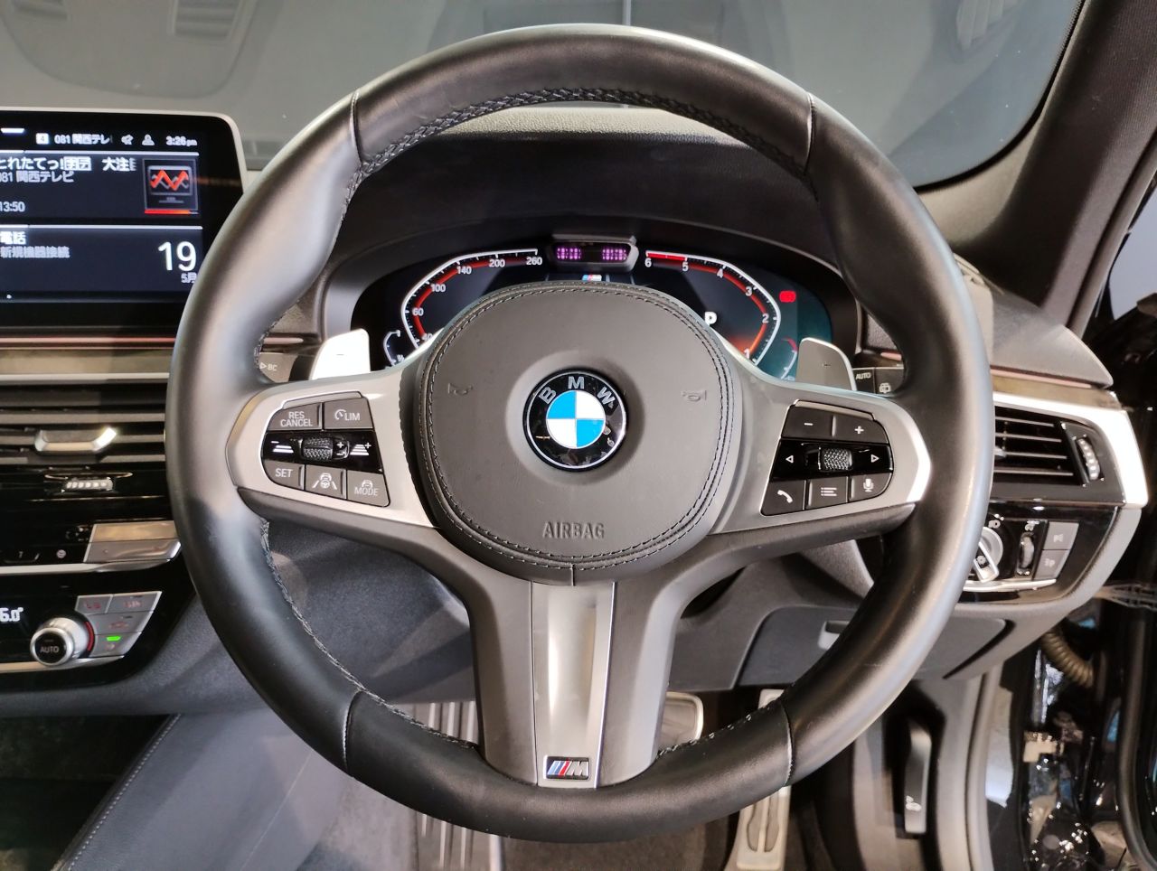 520d xDrive Touring RHD