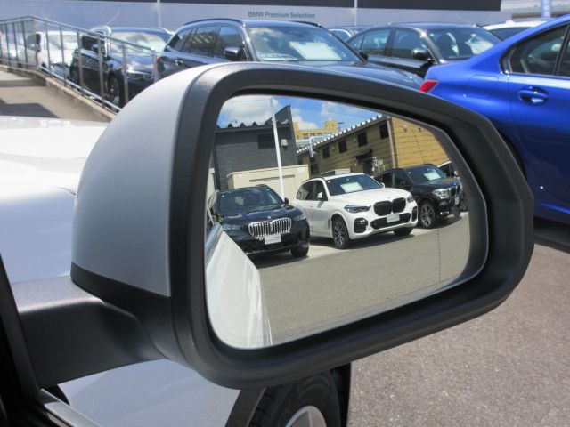 U11 iX1 xDrive30