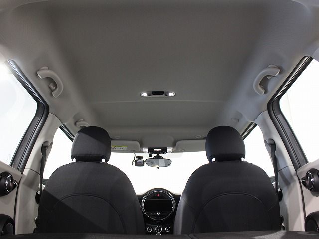 F55 COOPER D (AT)