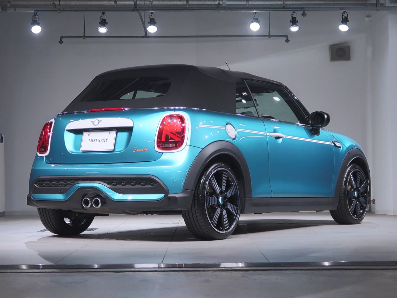 MINI Cooper S Convertible RHD