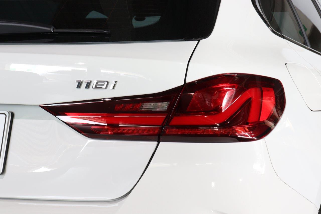 118i RHD