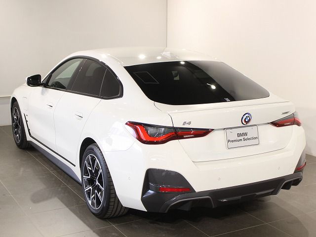 G26 i4 eDrive40 RHD