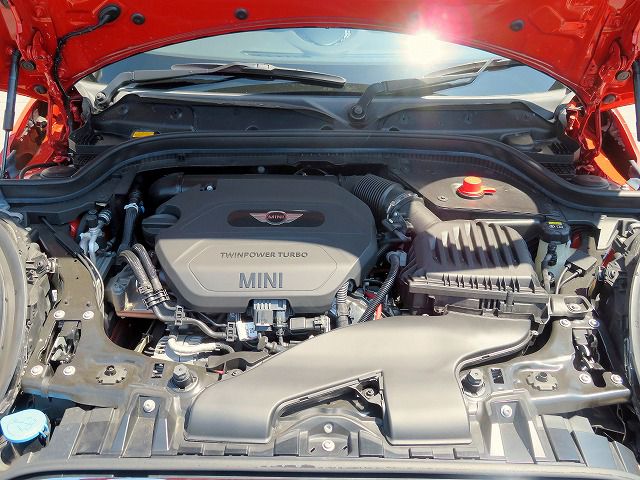 F55 COOPER D (AT)