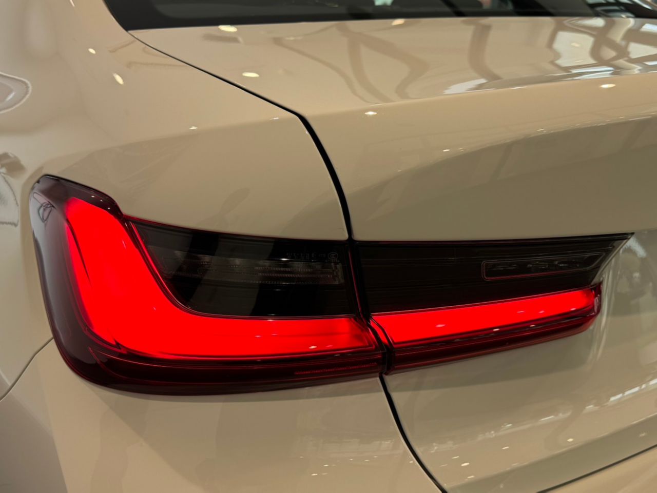 G20 320i Saloon LCI RHD MX