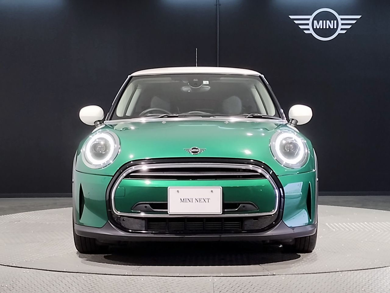 MINI Cooper F56 RHD