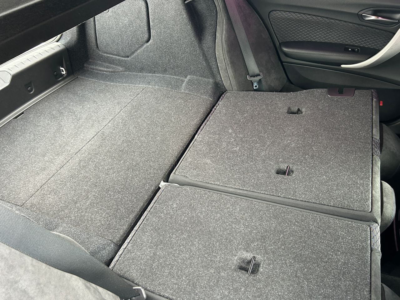 116I 5DOOR RHD