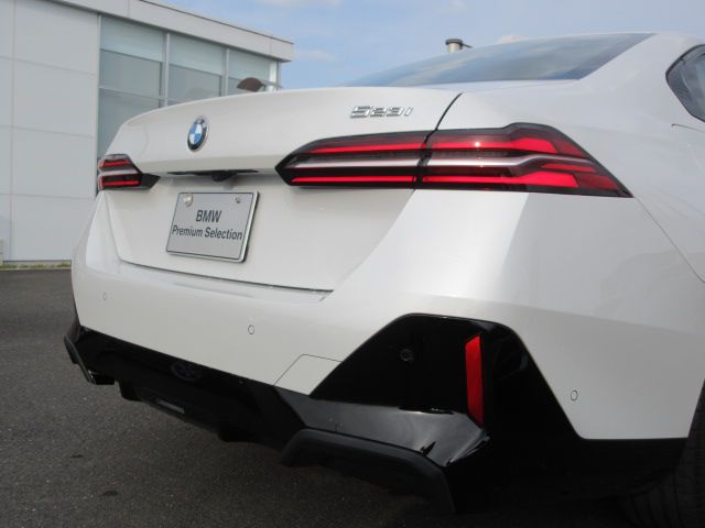 520i Sedan RHD