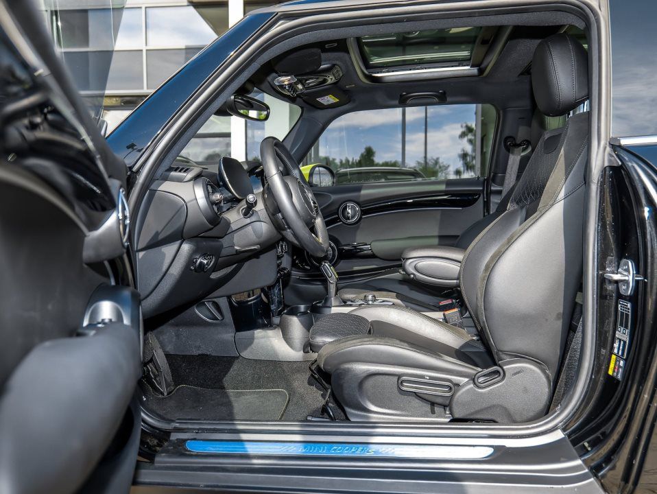 MINI Cooper SE
