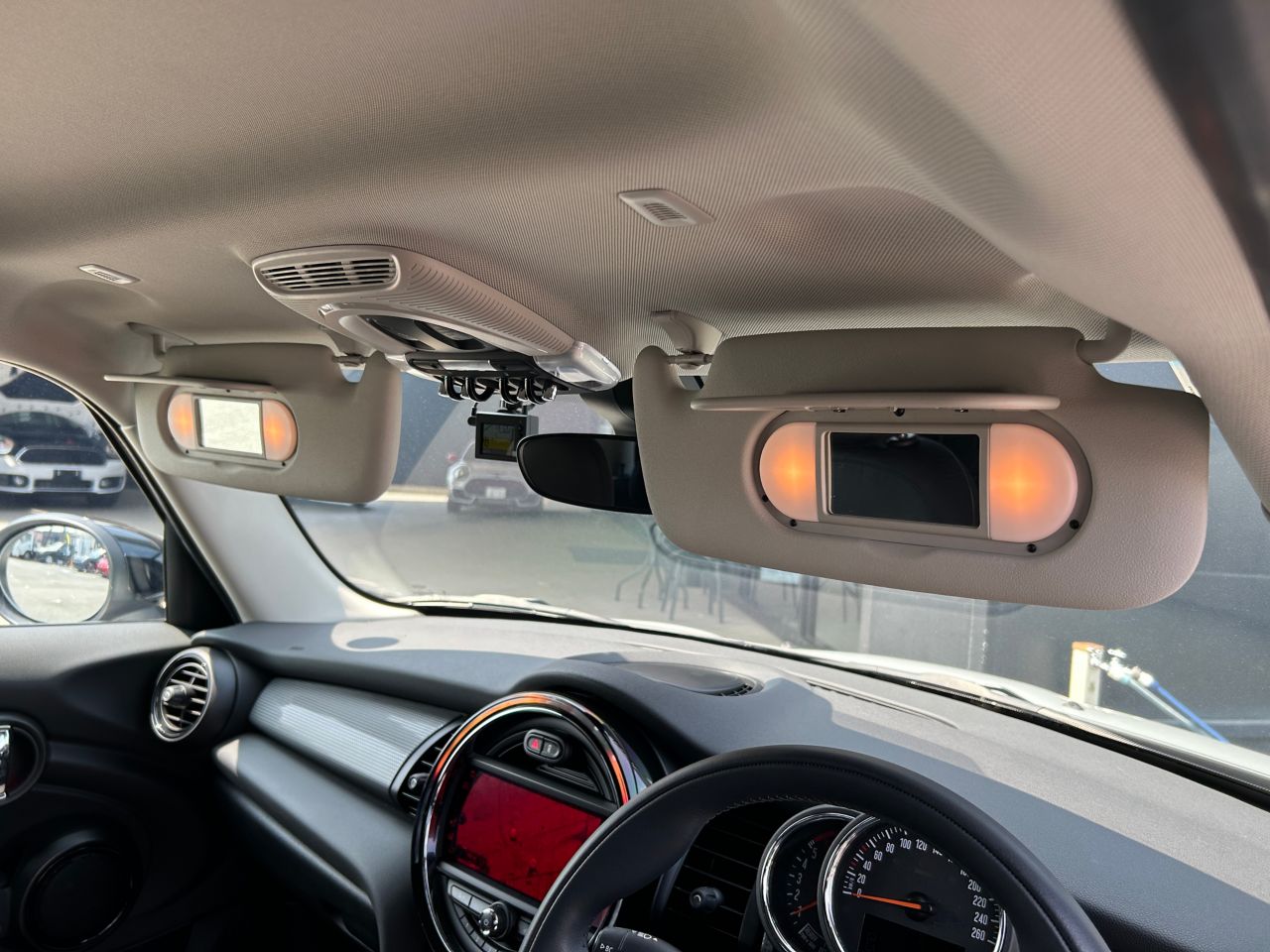 MINI F55 Cooper D 5dr Hatch LCI
