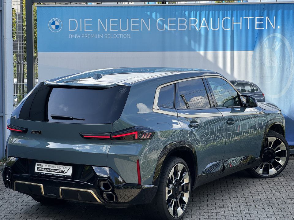 BMW XM