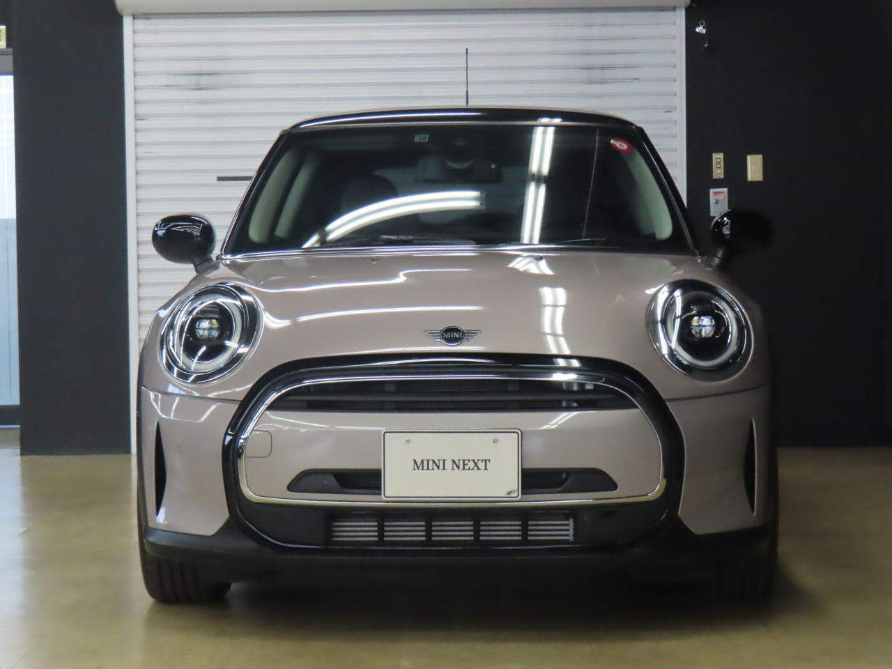 MINI Cooper F56 RHD