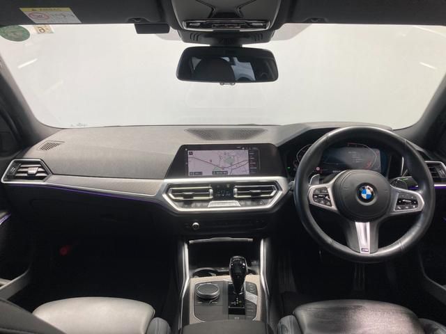 G20 320d xDrive RHD Saloon